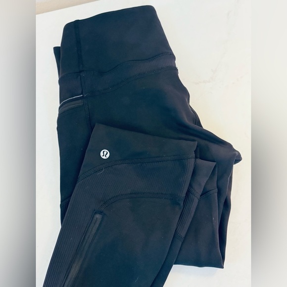 Lululemon Toasty Tech Tights Black Leggings - Picture 4 of 14